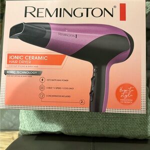 Remington Ionic Ceramic Hairdryer